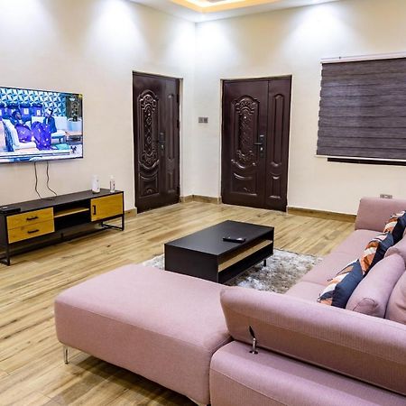 Cloud9 Apartments Accra Bagian luar foto