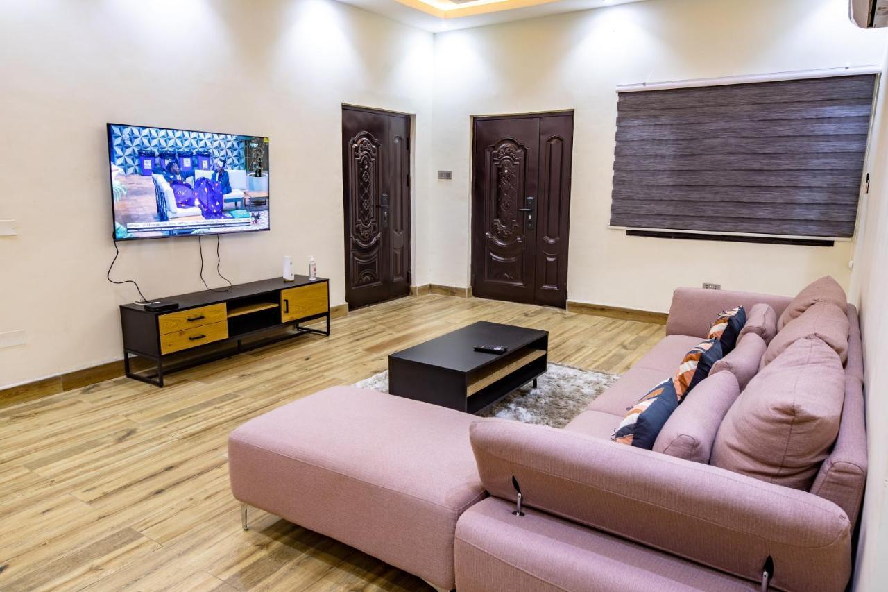 Cloud9 Apartments Accra Bagian luar foto