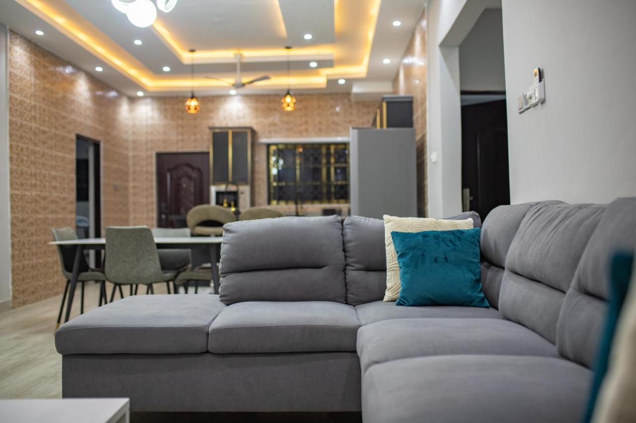 Cloud9 Apartments Accra Bagian luar foto